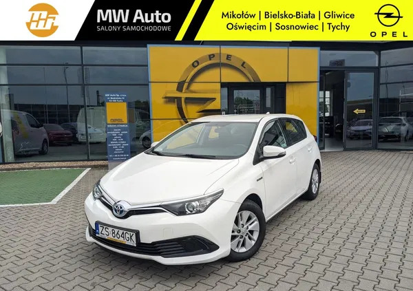 toyota Toyota Auris cena 59900 przebieg: 119060, rok produkcji 2016 z Boguszów-Gorce